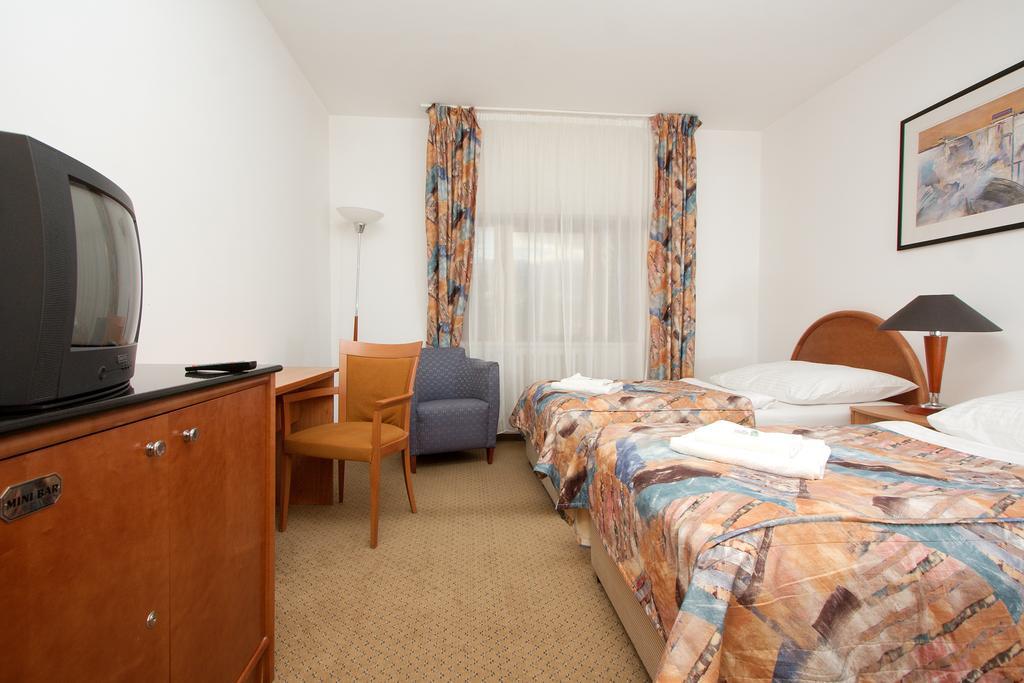 Hotel Chotol Horomerice Room photo